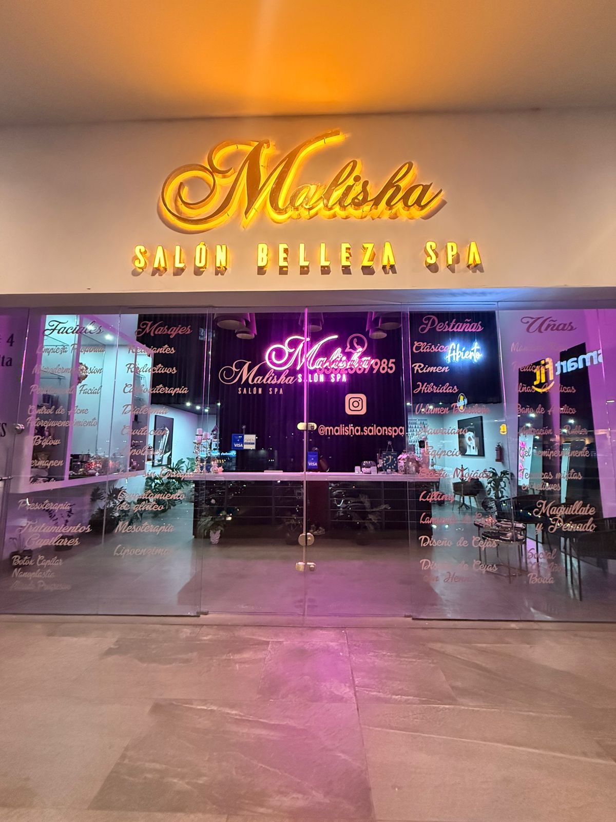 Cabina de tratamiento estético en Malisha Salón & Spa